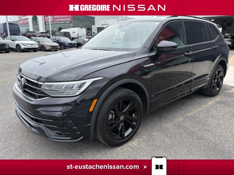 Volkswagen Tiguan SW4817 | Comfortline R-Line Black Edition AWD CUIR TOIT PAN 2023 Noir Laval - photo #5