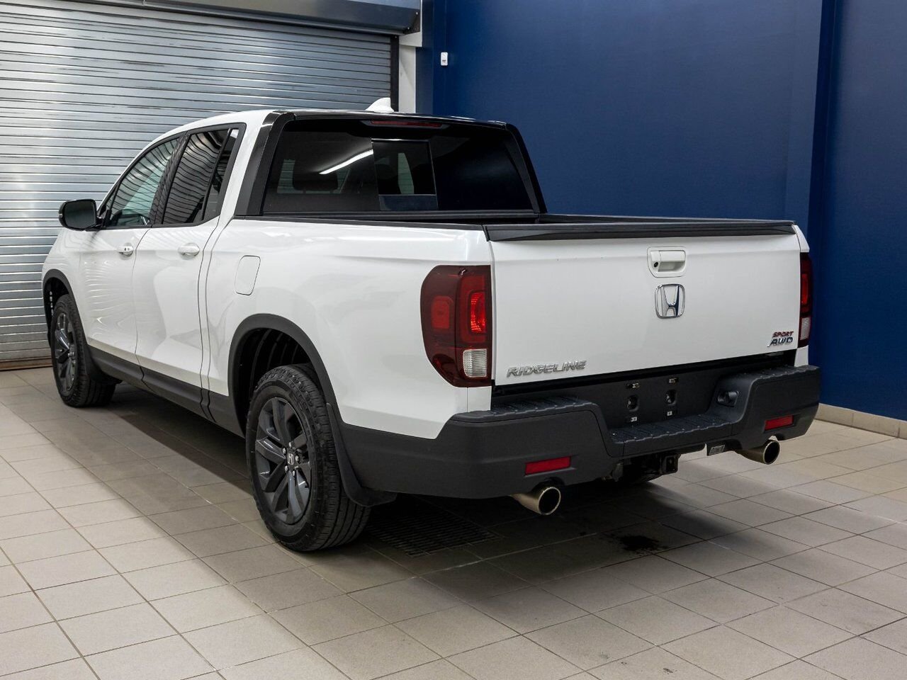 Honda Ridgeline SPORT V6 AWD *TOIT* CARPLAY *SIEGES / VOLANT CHAUF 2023 Blanc Saint-Jérôme - photo #5