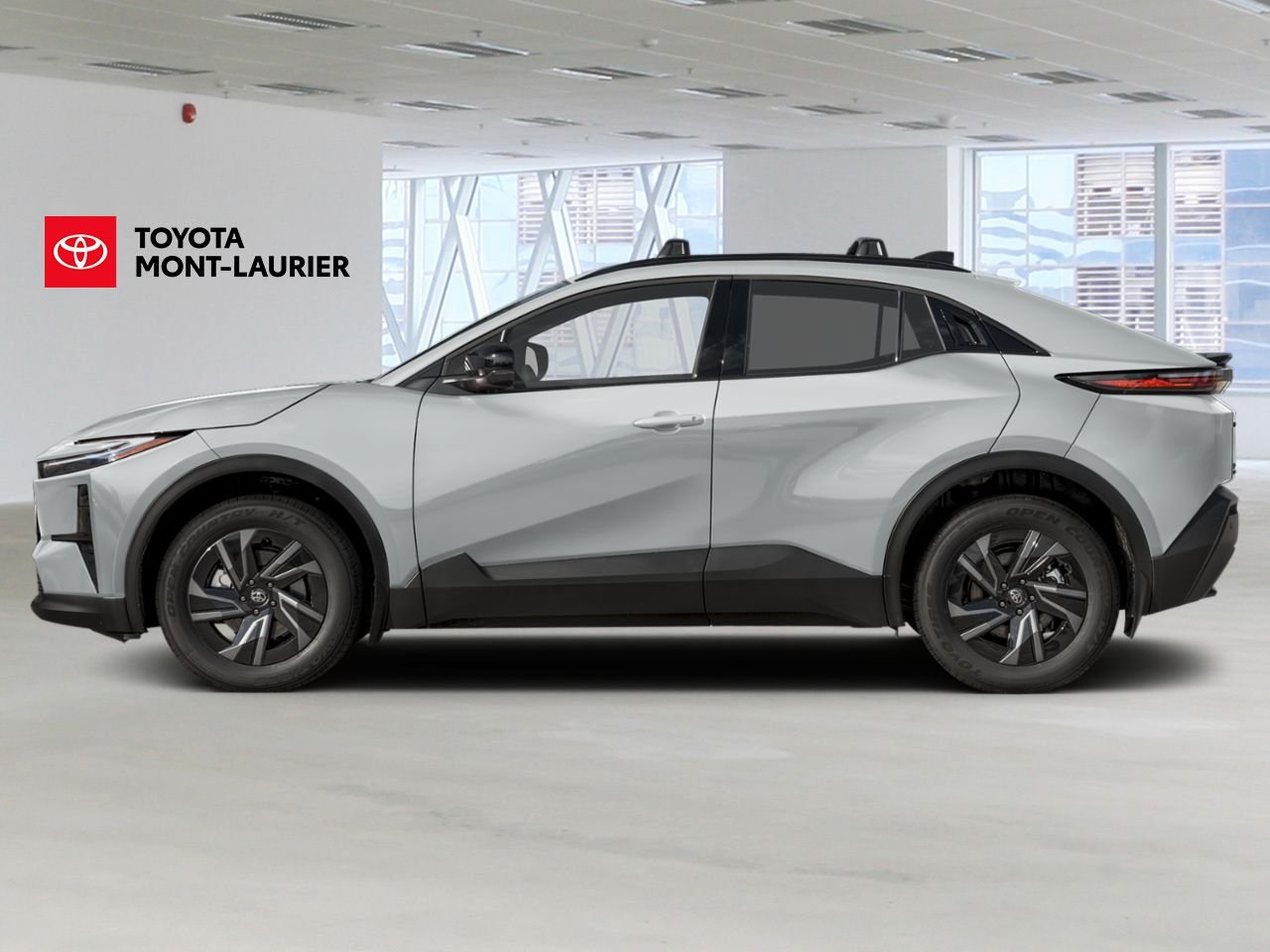 2027 Toyota C-HR Cement Mont-Laurier - photo #2