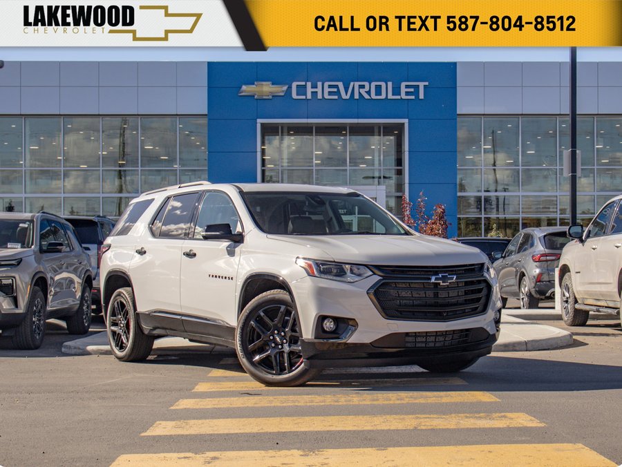 2021 Chevrolet Traverse Premier Redline Edition AWD 3.6L 7 Passenger | Dual Panel Sunroof White