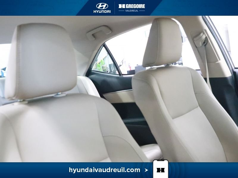 Toyota Corolla 2015 Beige Laval - photo #27