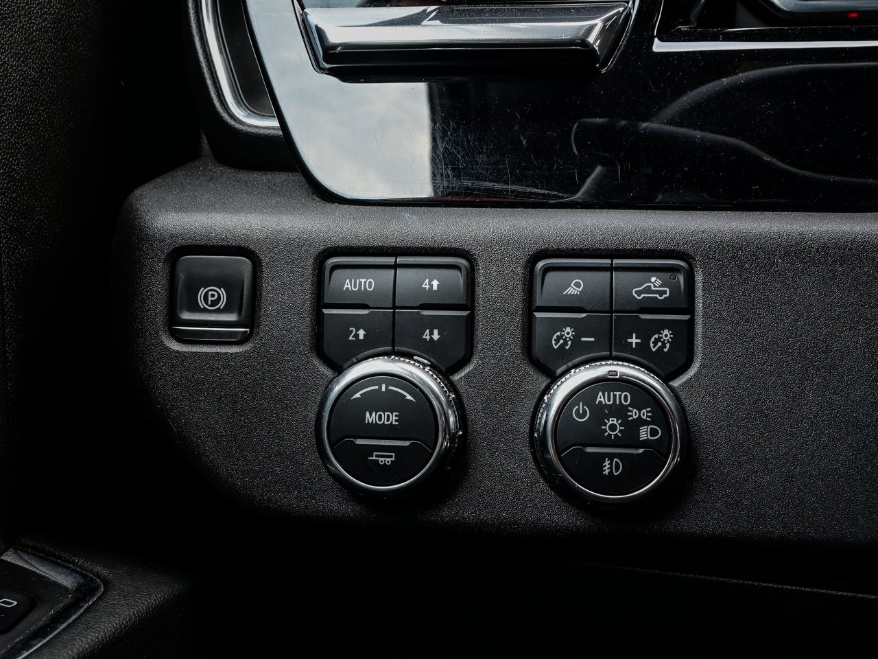 2024 GMC Sierra 1500 4WD Crew Cab 147 Elevation Black Sherwood Park - photo #20