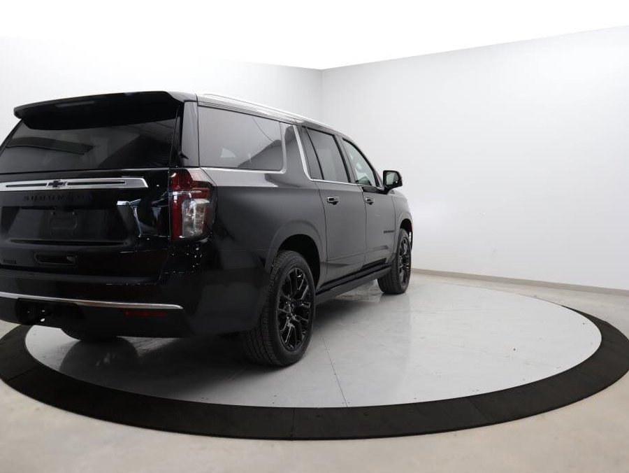2023 Chevrolet Suburban 2023 Black