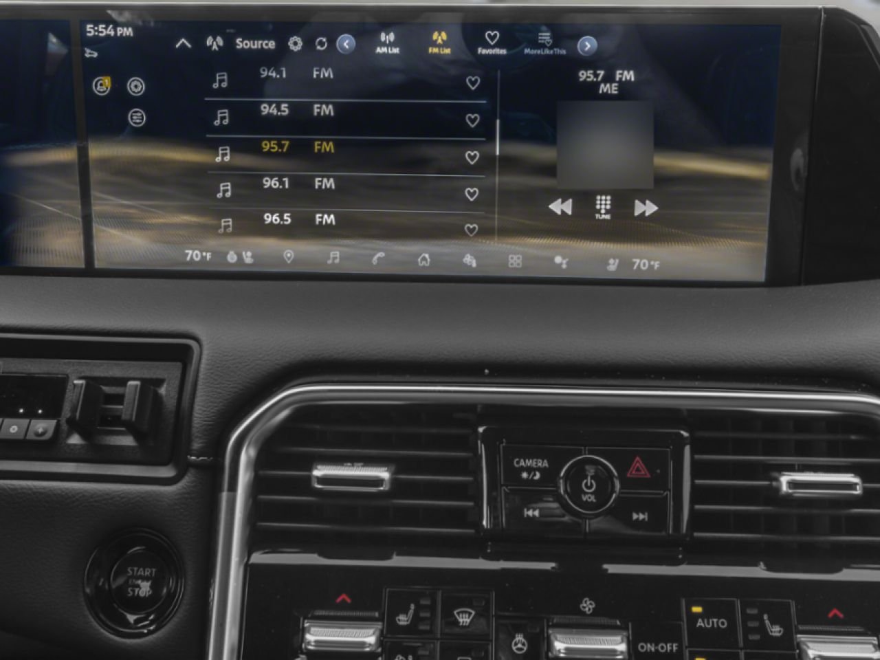 NISSAN Armada 2026 Blanc Everest nacré triple couche Saint-Georges - photo #7