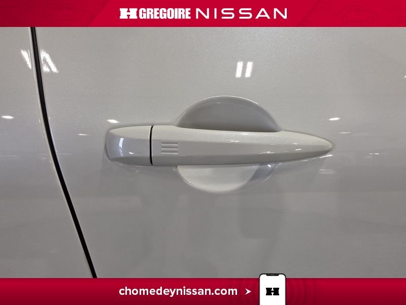 Nissan Pathfinder 2024 Blanc Laval - photo #12