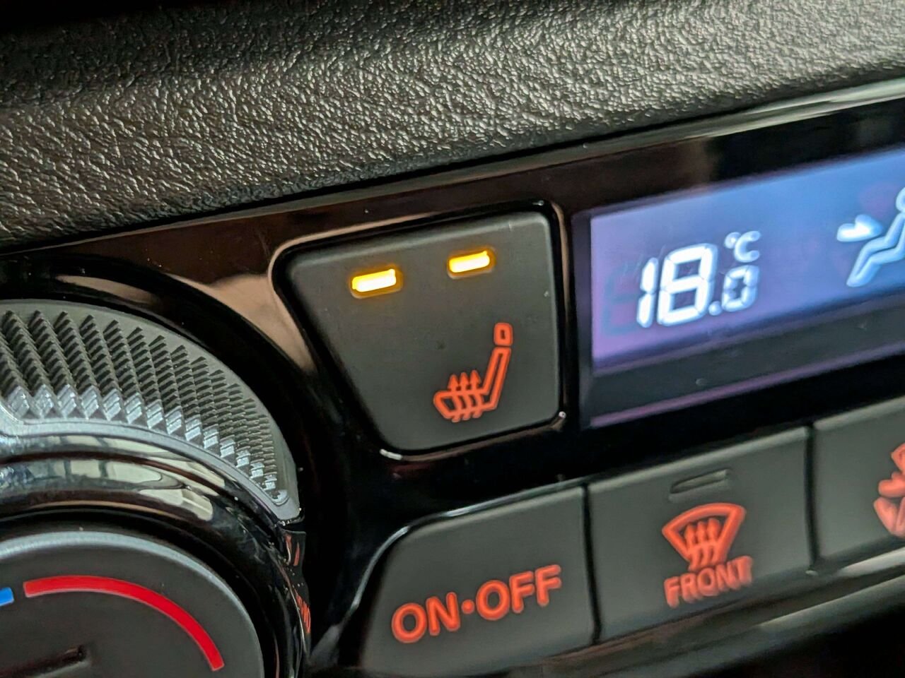 Nissan Kicks 2024 Blanc Val-David - photo #2