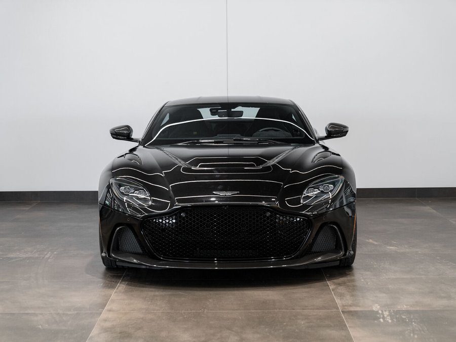 Aston Martin DBS 2023 2023 Noir