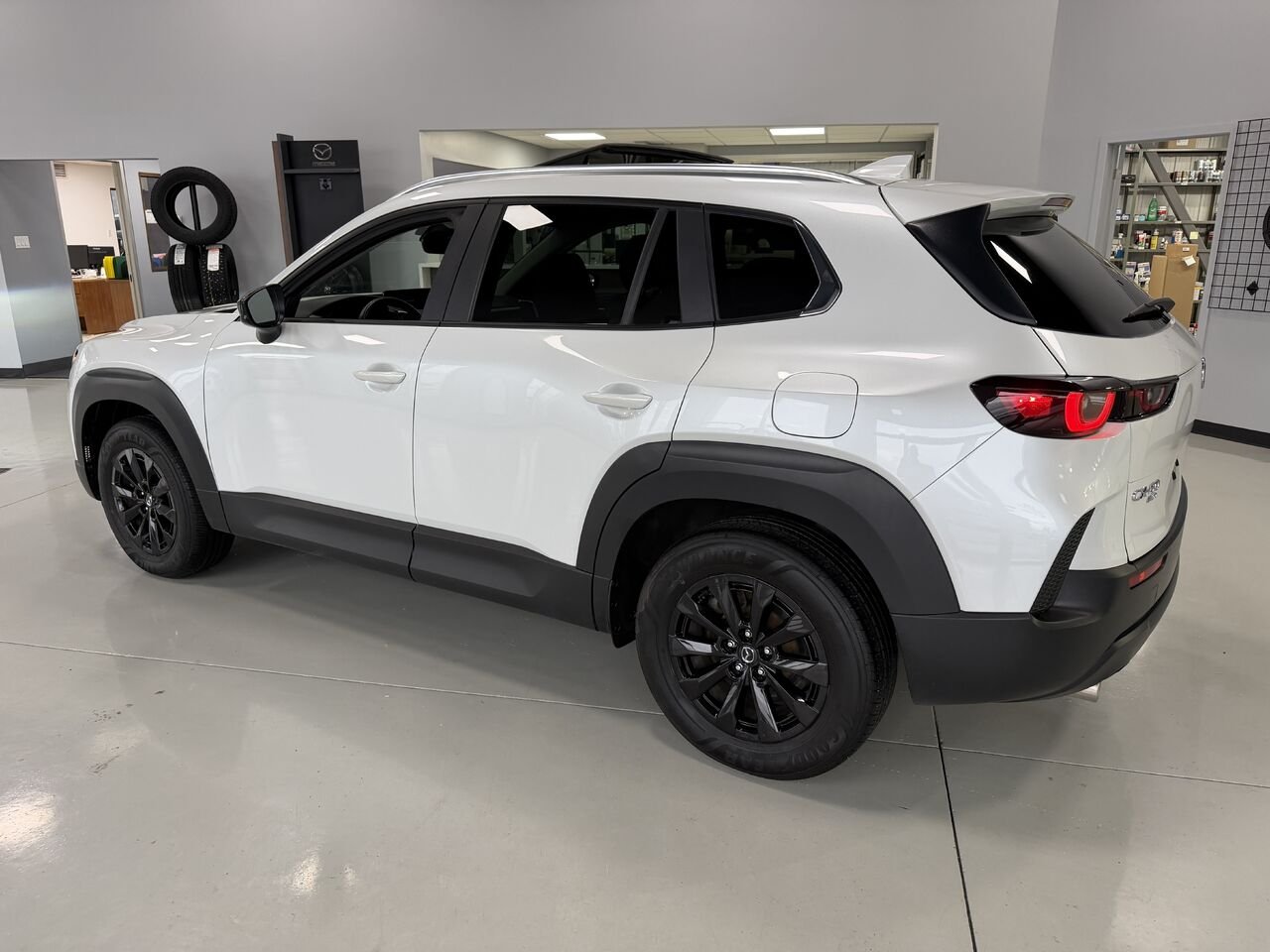 Mazda CX-50 hybride 2025 Blanc Lac Mégantic - photo #2