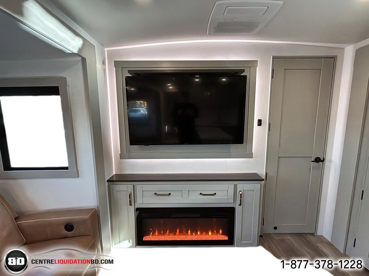 BRINKLEY Z295 | ACCOMODATION 2025 Blanc Granby - photo #12