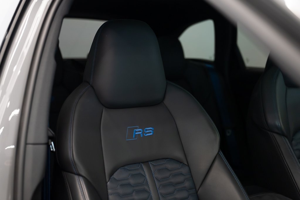 Audi RS 6 Avant 4.0 TFSI quattro Tiptronic de performance 2024 Gris Kirkland - photo #17