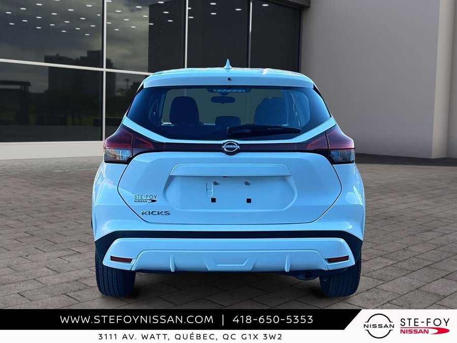 2024 Nissan Kicks S TA S TA White