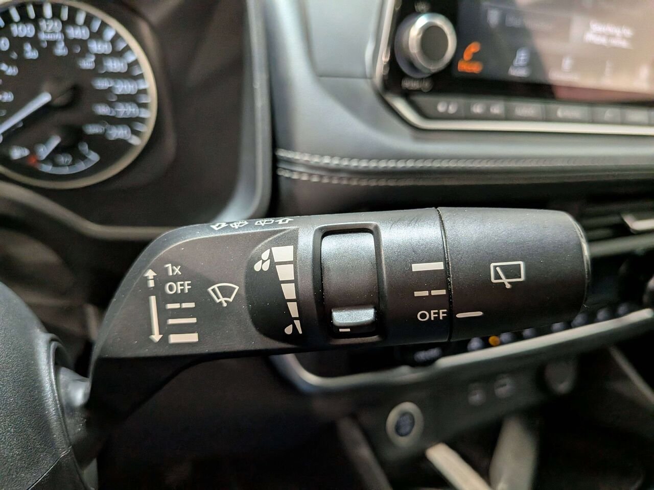 2023 Nissan Rogue AWD SV Moonroof Black Val-David - photo #20