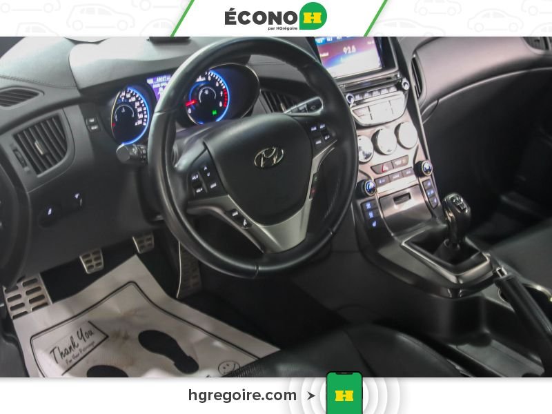 2016 Hyundai Genesis Silver Blainville - photo #18