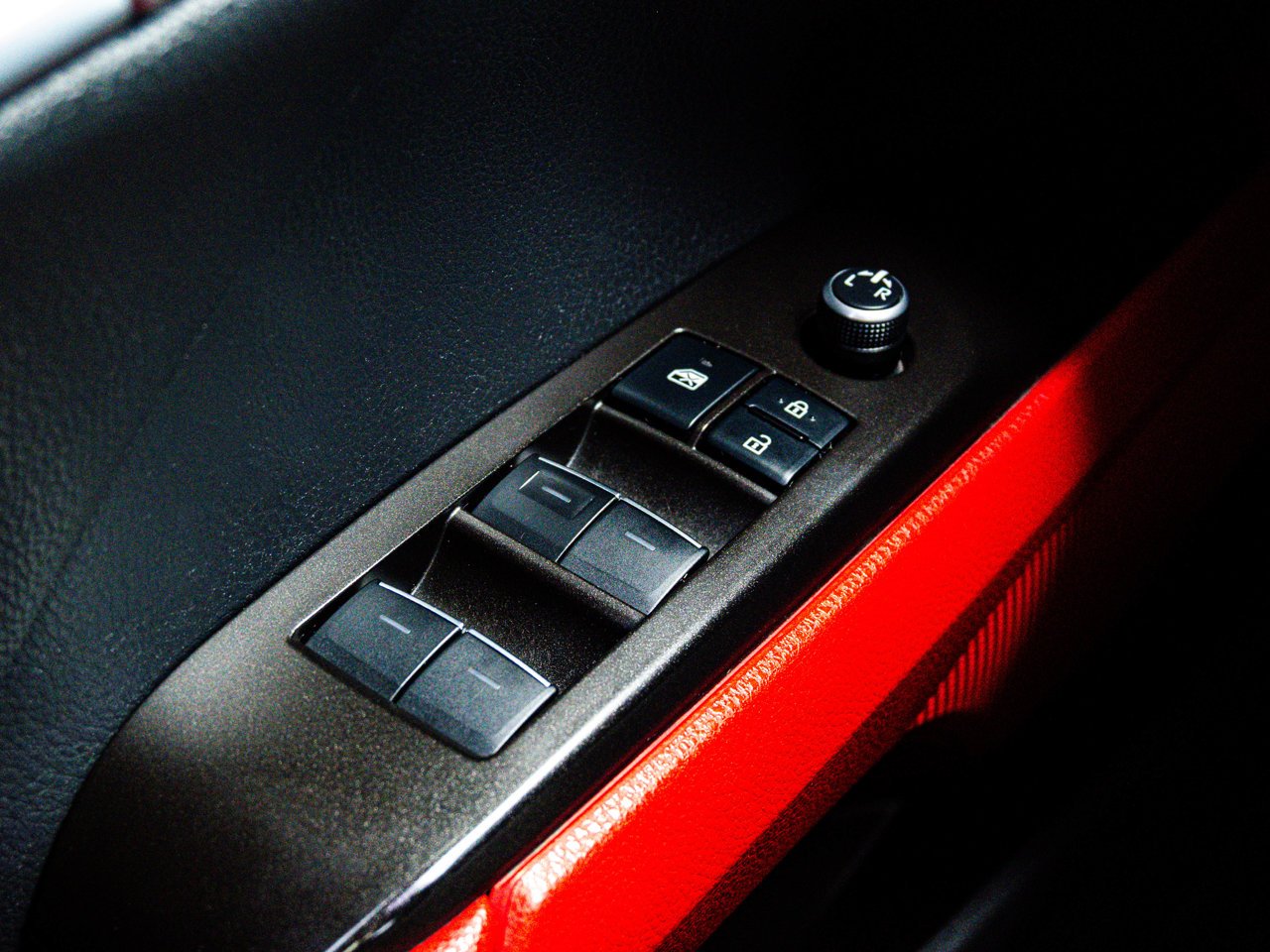 2021 Toyota Camry XSE Auto Wind Chill w/Black Roof Sherwood Park - photo #20