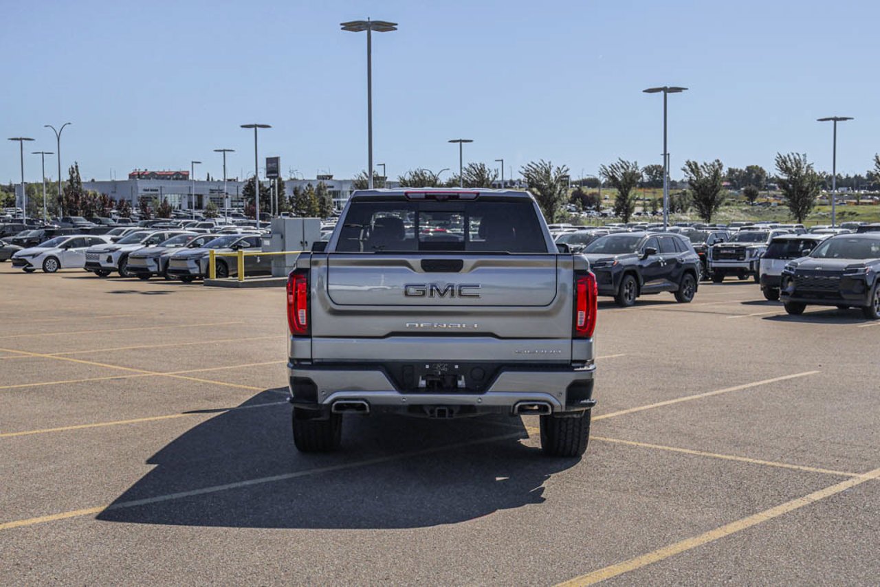 2025 GMC Sierra 1500 4WD Crew Cab 147 Denali Ultimate Grey Sherwood Park - photo #6