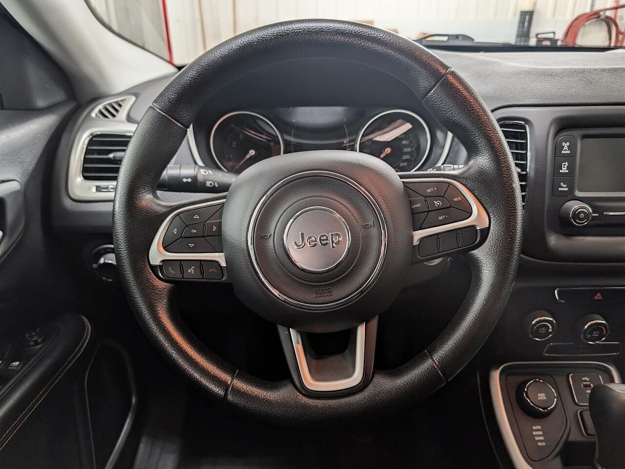JEEP COMPASS SPORT 2018 Gris Saint-Hyacinthe - photo #13
