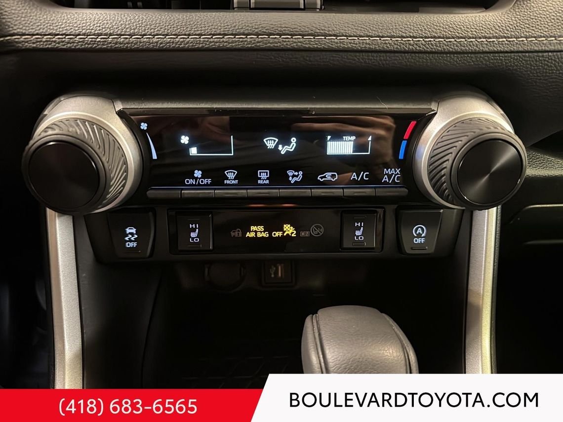 2024 Toyota RAV4 99357B-118 | LE, AWD Midnight Black Metallic Québec - photo #20