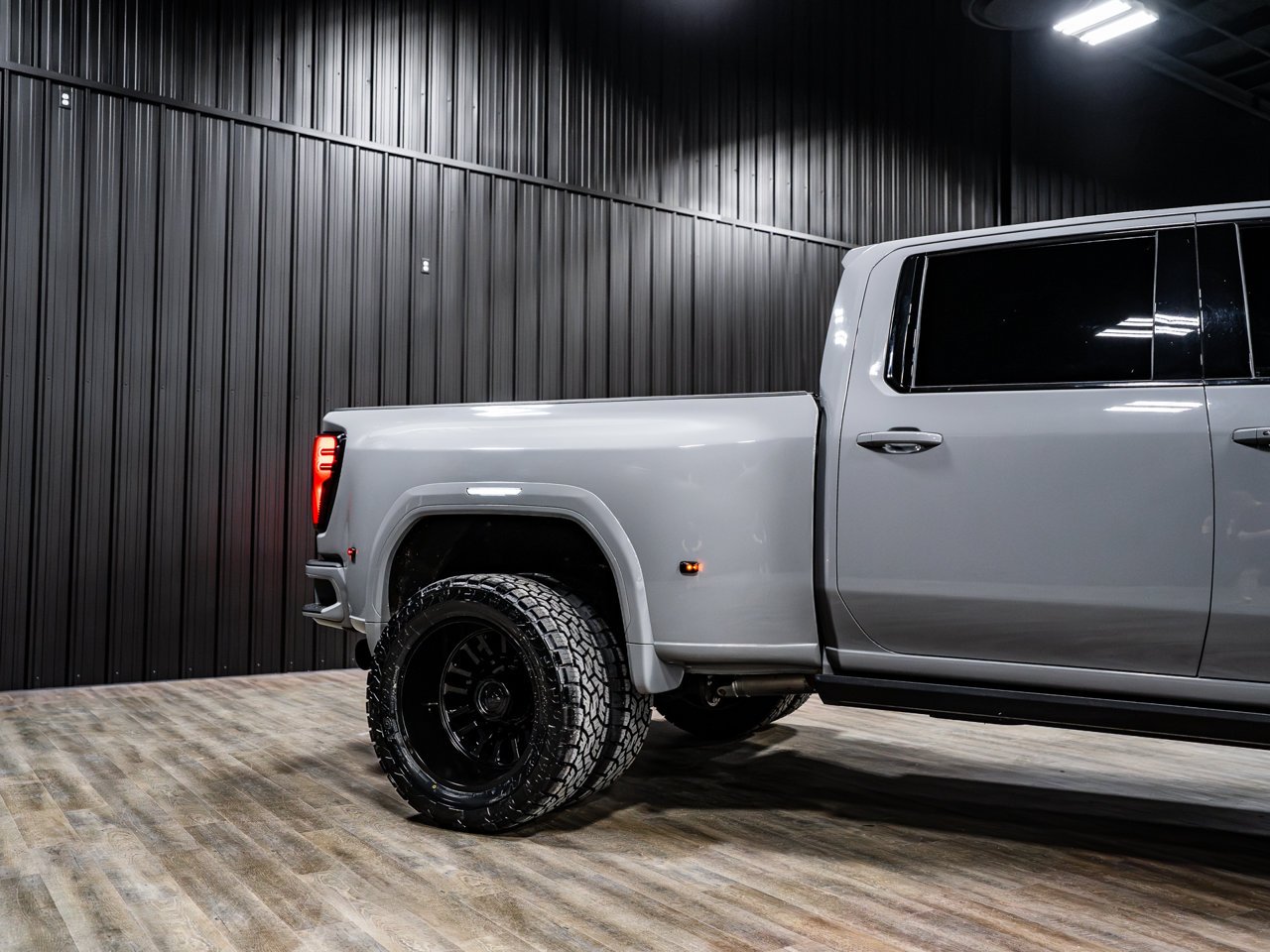 2024 GMC Sierra 2500HD 4WD Crew Cab 159 AT4 Grey Sherwood Park - photo #17
