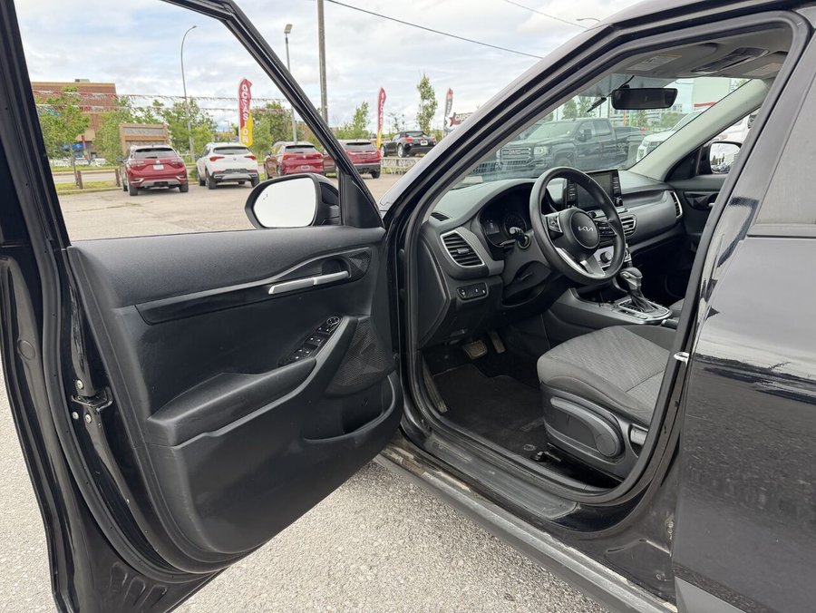 2023 KIA SELTOS LX 2023 Black
