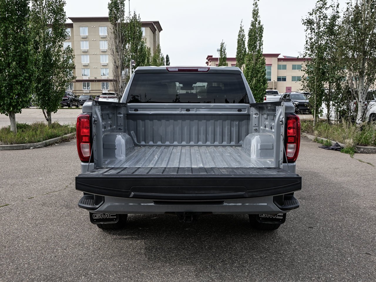 2024 GMC Sierra 1500 4WD Crew Cab 147 Pro Grey Sherwood Park - photo #13