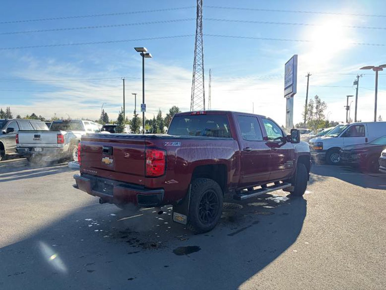 2016 Chevrolet Silverado 1500 4WD Crew Cab 143.5 LT w/2LT Red Sherwood Park - photo #4