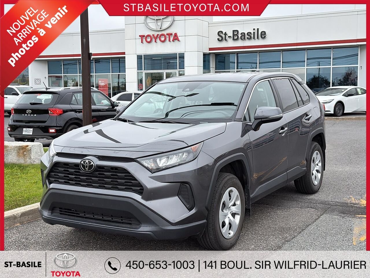 2024 TOYOTA RAV4 Grey Saint-Basile-le-Grand - photo #0