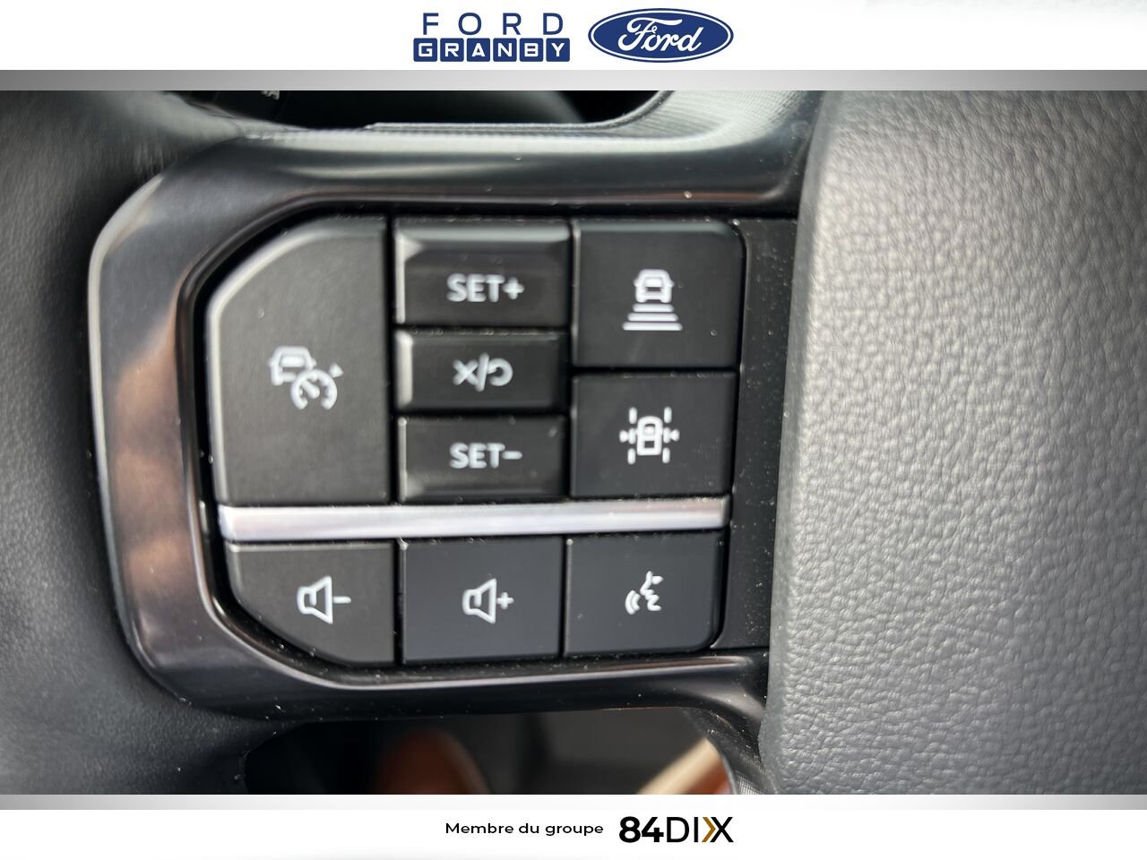Ford SUPER DUTY F-250 SRW 2026 Gris Granby - photo #22