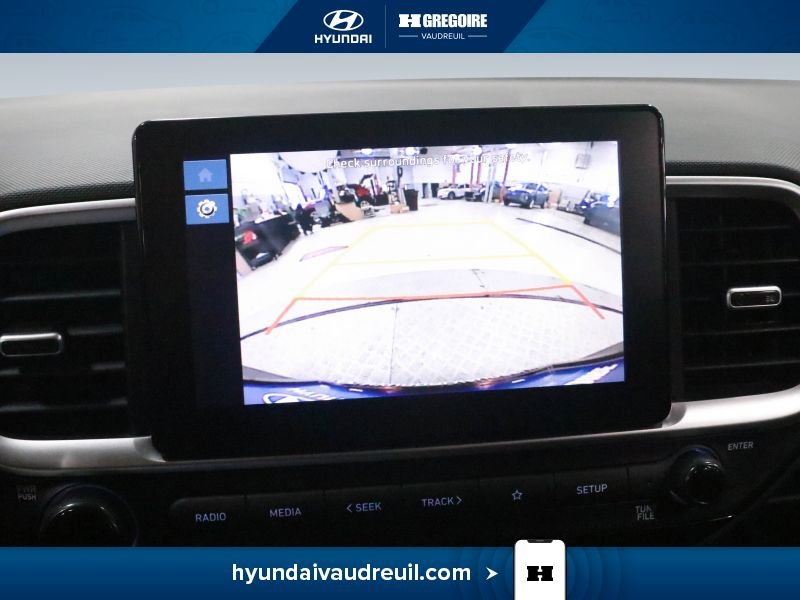 Hyundai Venue 2023 Noir Laval - photo #25