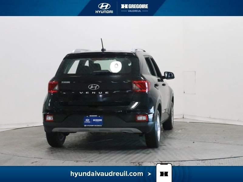 Hyundai Venue 2024 Noir Blainville - photo #10
