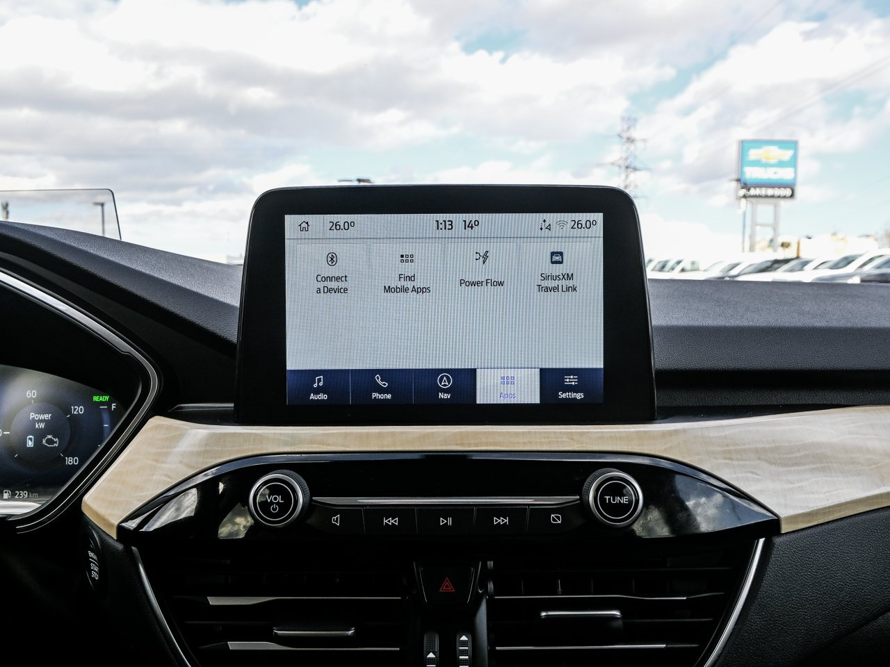 2022 Ford Escape Titanium Plug-In Hybrid FWD White Sherwood Park - photo #26
