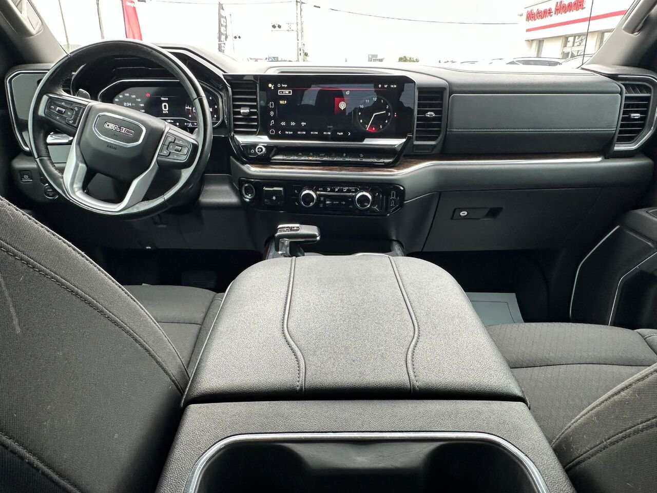 2024 GMC SIERRA K1500 ELEVATION SIERRA K1500 ELEVATION Red Matane - photo #9