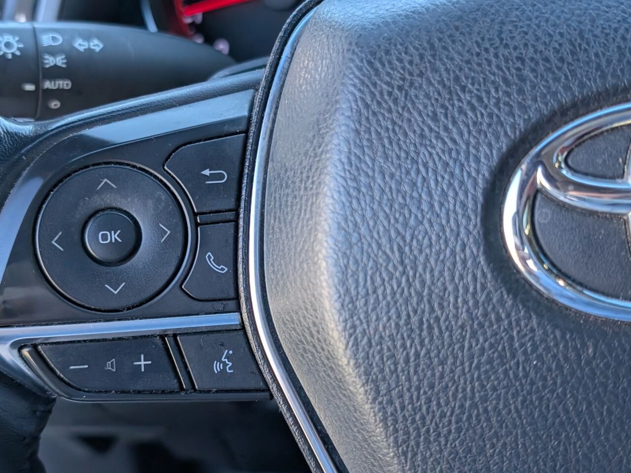 2020 Toyota Camry 4T1KZ1AKXLU042978 White Sherbrooke - photo #12