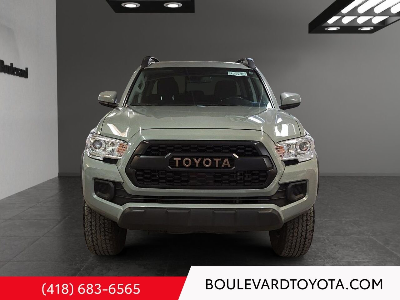 Toyota Tacoma 100089A-122 | DOUBLE CAB 4X4 EMP.COURT 2023 Gris Québec - photo #1