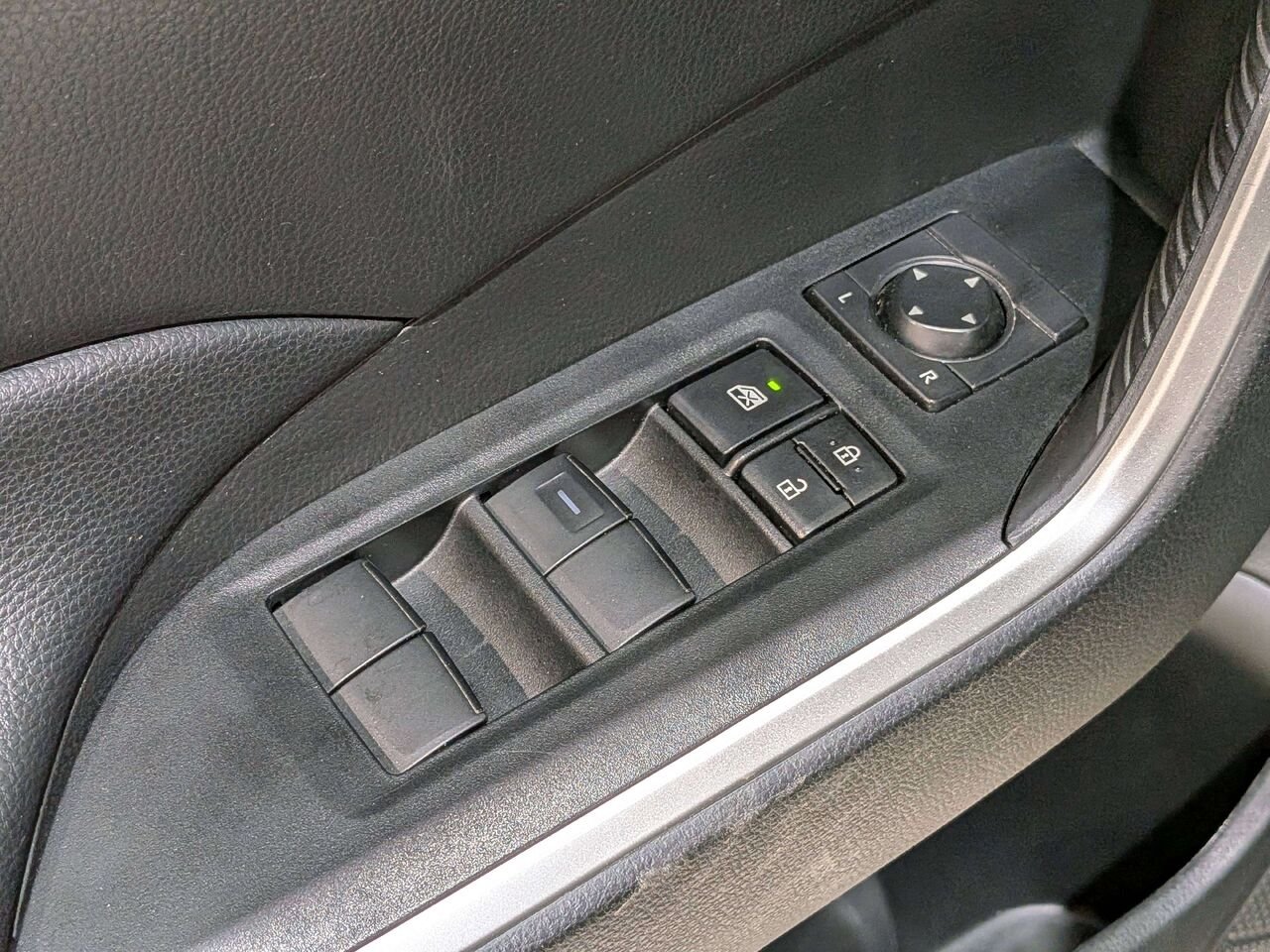 2024 Toyota RAV4 LE AWD Black Val-David - photo #30