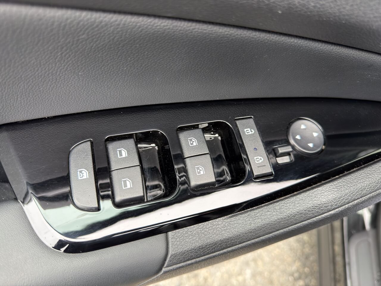 Kia Sportage 2024 Noir Thetford Mines - photo #16