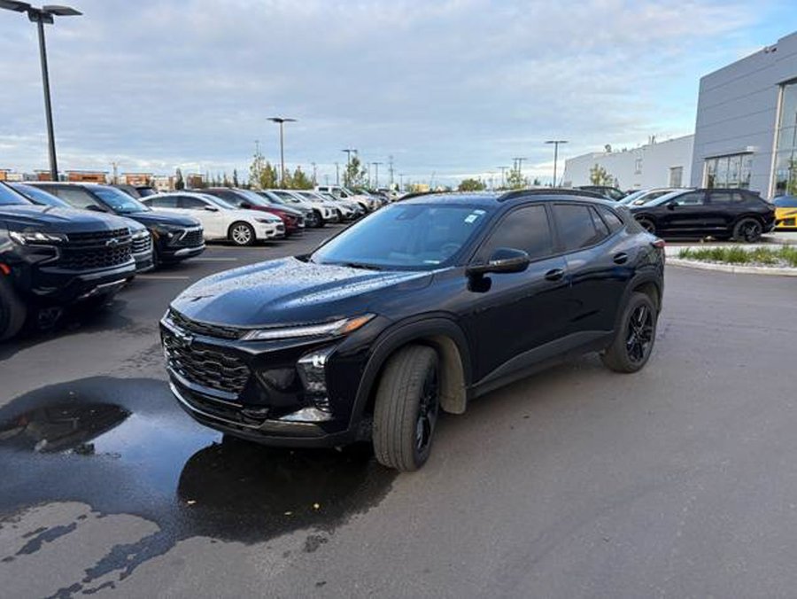 2025 Chevrolet Trax ACTIV FWD 1.2T | 3M | Power Sunroof Black