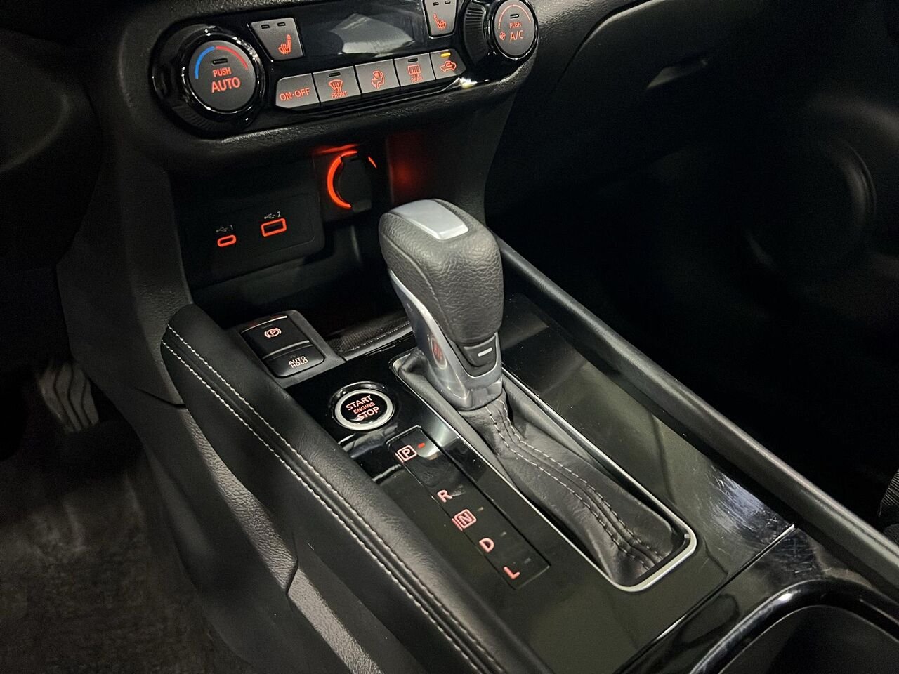 Nissan Kicks Play SV 2025 Noir Québec - photo #14