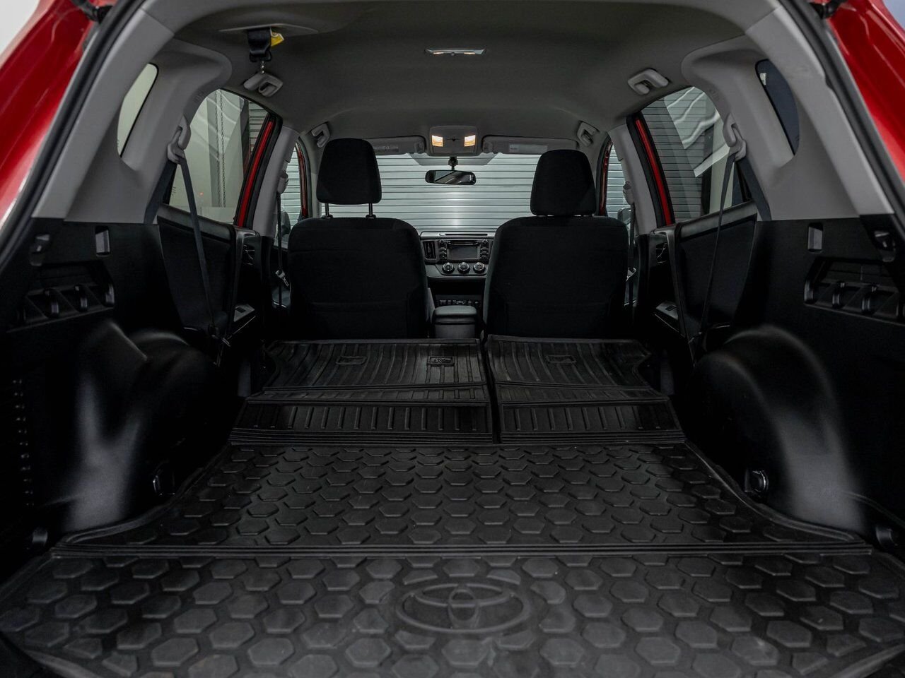 Toyota RAV4 LE *SIÈGES CHAUFF* BLUETOOTH CAMÉRA A/C USB 2016 Rouge Saint-Jérôme - photo #24