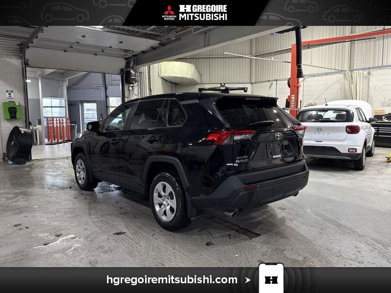 2024 Toyota Rav 4 Black Saint-Eustache - photo #5