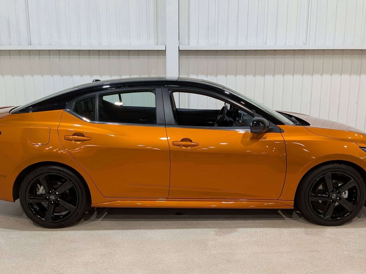 2024 Nissan Sentra SR Manual Orange Val-David - photo #6
