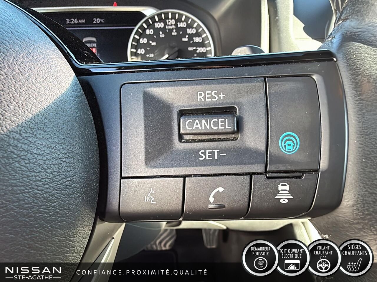 Nissan Rogue SV TI | 1 PROPRIÉTAIRE | TOIT OUVRANT PANORAMIQUE | CAMÉRA 360° | CARPLAY 2023 Gris Saint-Jérôme - photo #19
