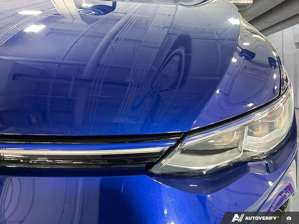 2022 Volkswagen Golf R 2601628A | DSG Blue Edmonton - photo #7