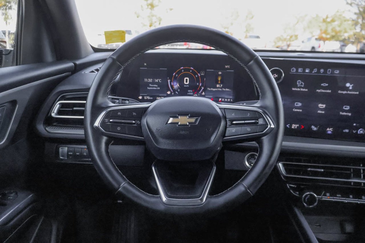 2025 Chevrolet Traverse AWD 4dr LT Black Sherwood Park - photo #18
