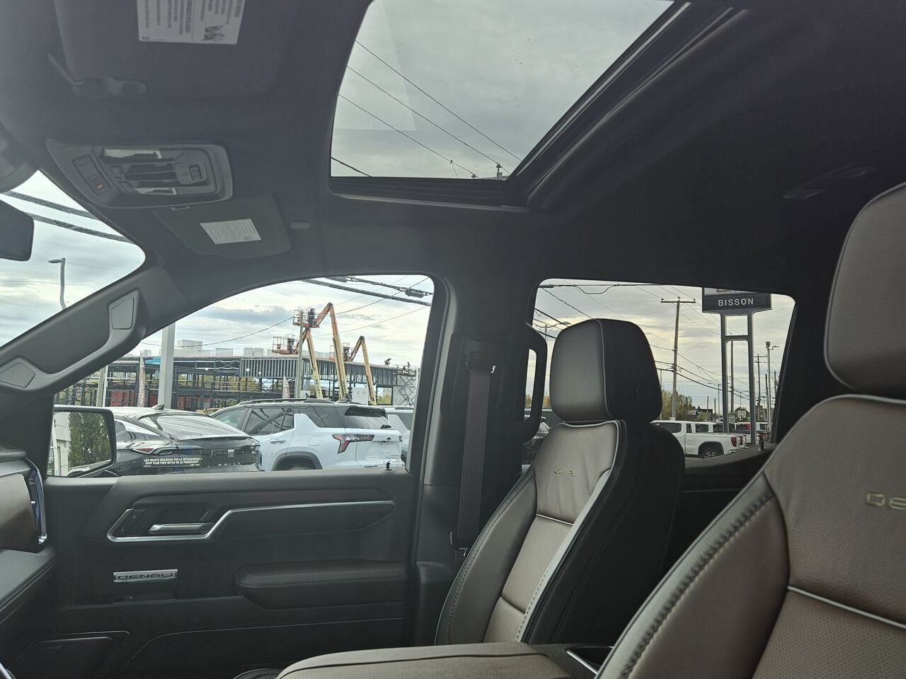 2026 GMC Sierra 1500 Denali cabine multiplace 4RM 147 po Sterling Metallic Thetford Mines - photo #18