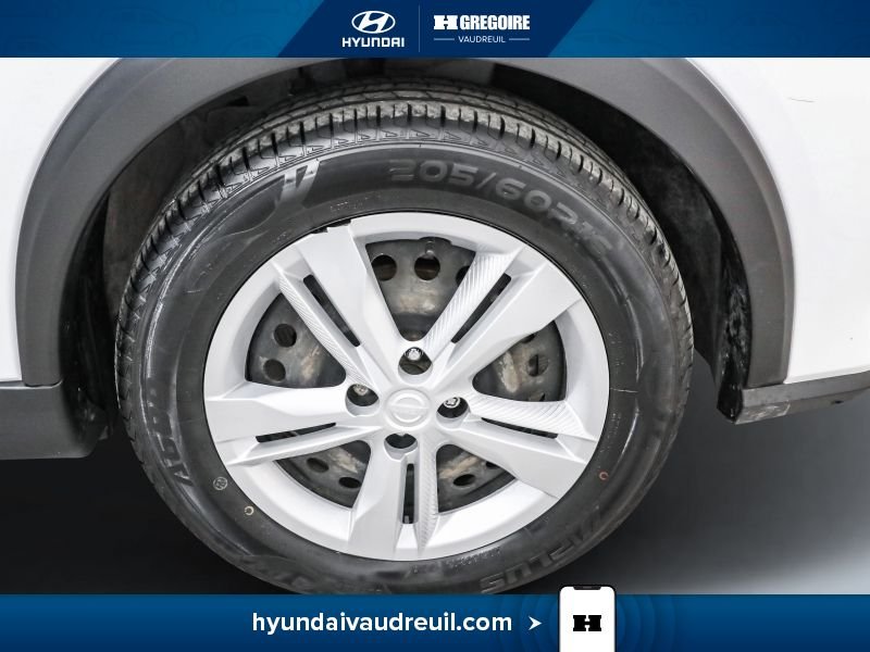 Nissan Kicks YW67 | S FWD 2022 Blanc Laval - photo #31