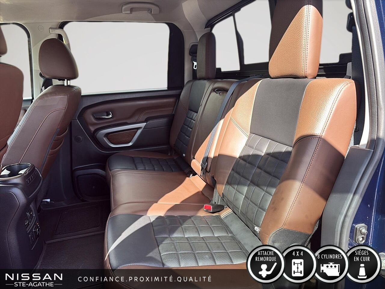 2018 Nissan Titan Blue Sainte-Agathe-des-Monts - photo #8