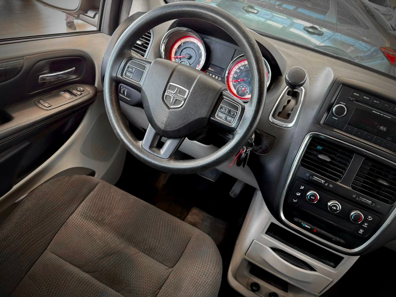 2019 Dodge Grand Caravan Notre-Dame-des-Prairies - photo #9