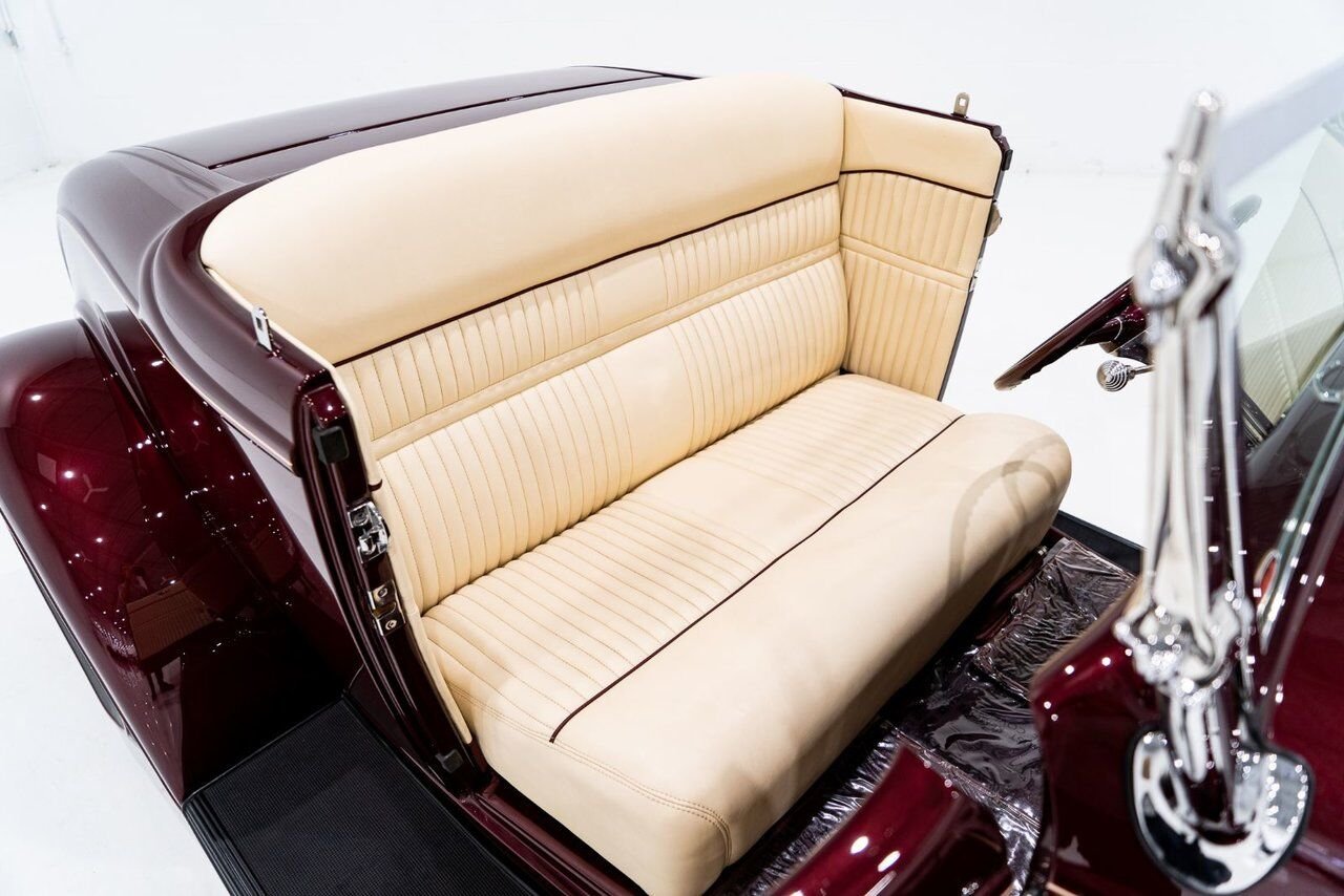 Ford Highboy Lobeck creation spectacular presentation **PRICE IN USD** 1932 Rouge Montréal - photo #13