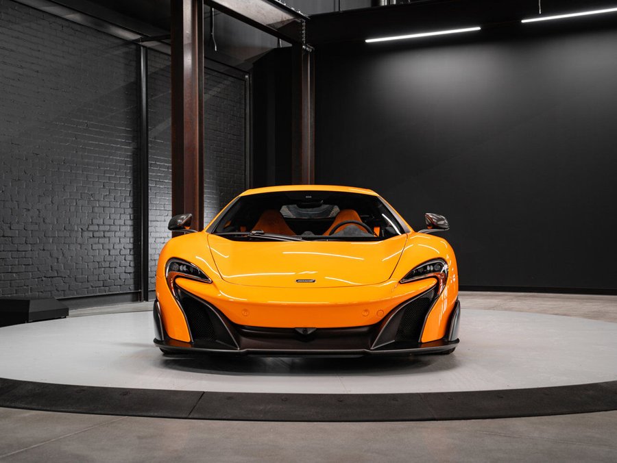 2016 McLaren 675LT 2016
