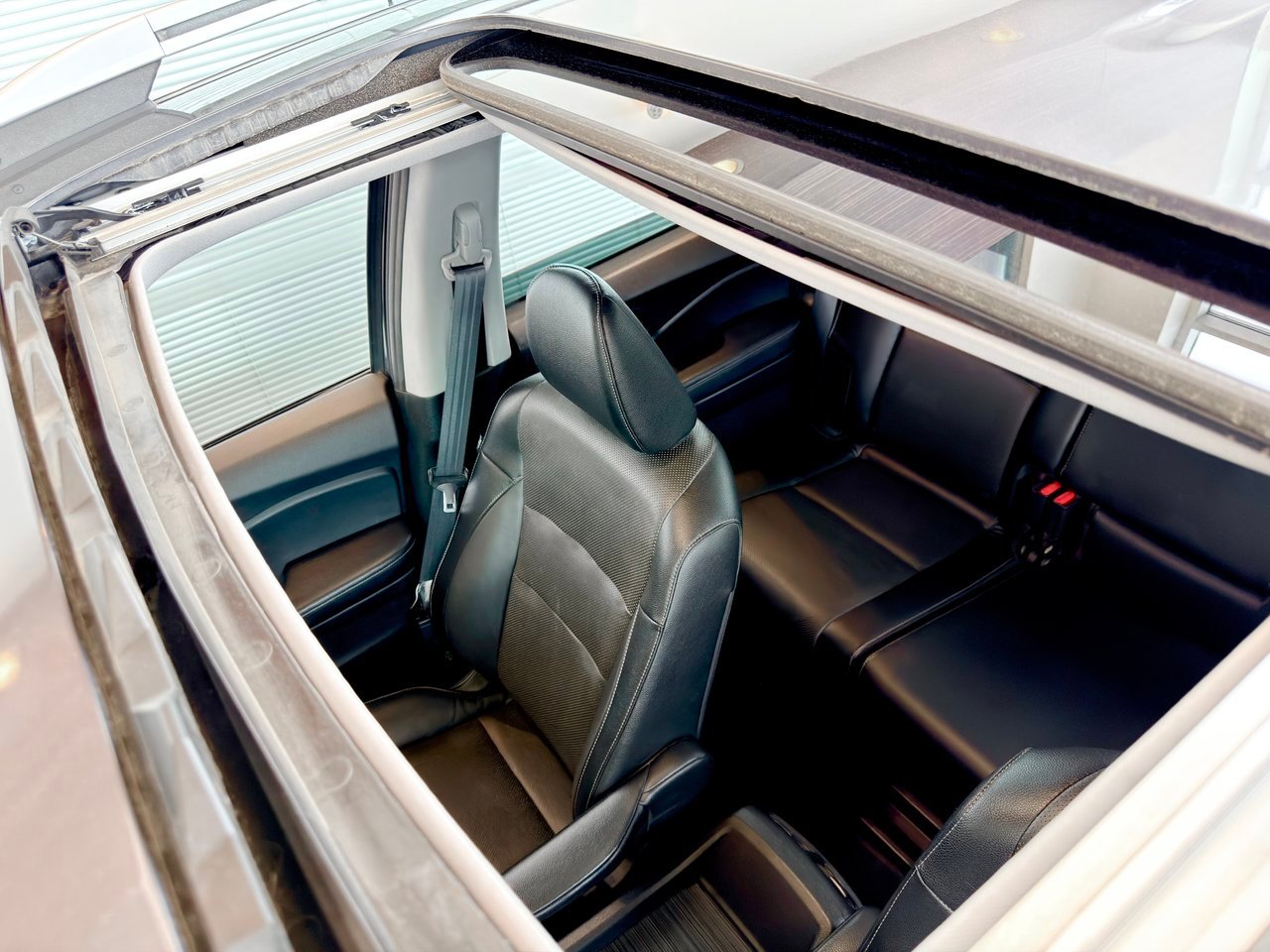 2019 Honda Ridgeline Silver Notre-Dame-des-Prairies - photo #16
